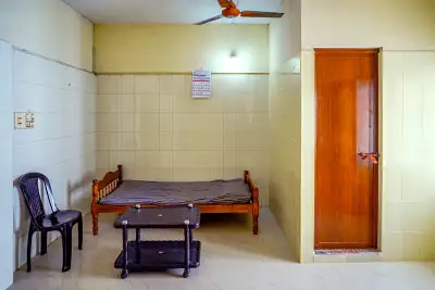 Clean in-patient treatment room